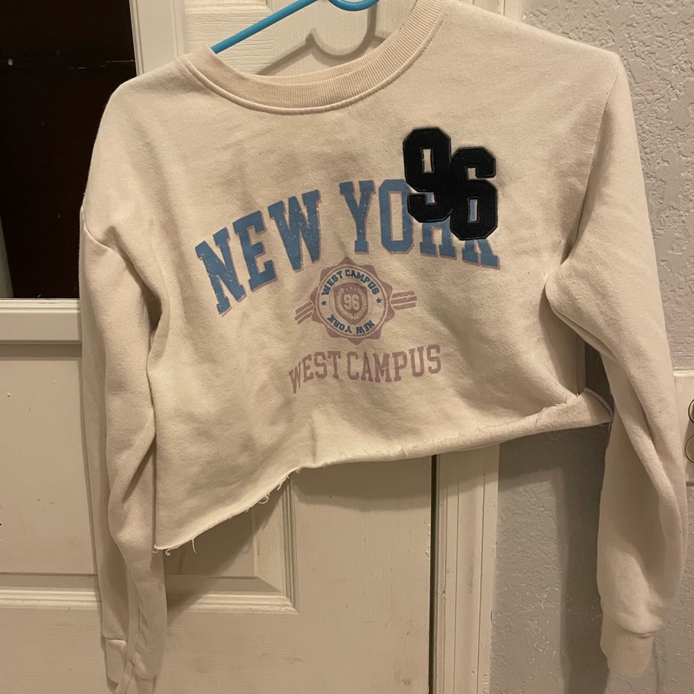 New York West Campus White Cropped Sweater